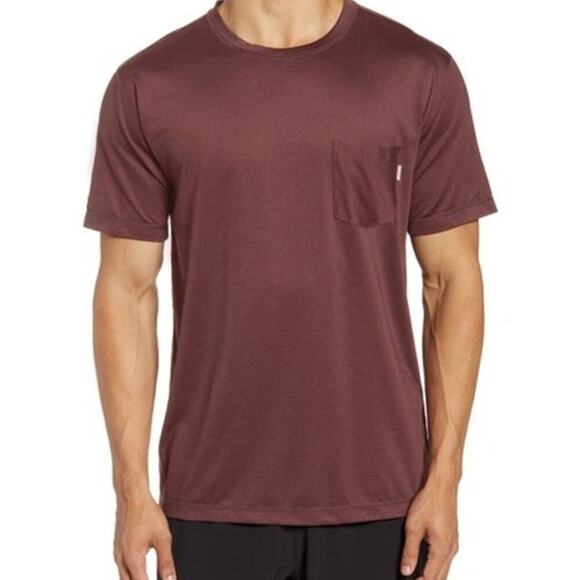 Vuori Tradewind Pocket Performance Tee Shirt Athletic Fit Burgundy Size XL - Picture 1 of 9